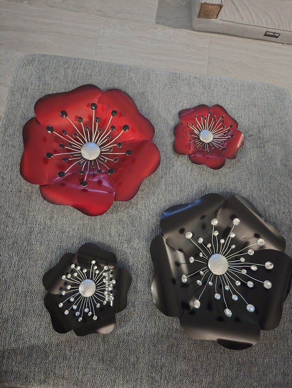3-D Decorative Metal Flower Wall Art Set - Red & Black